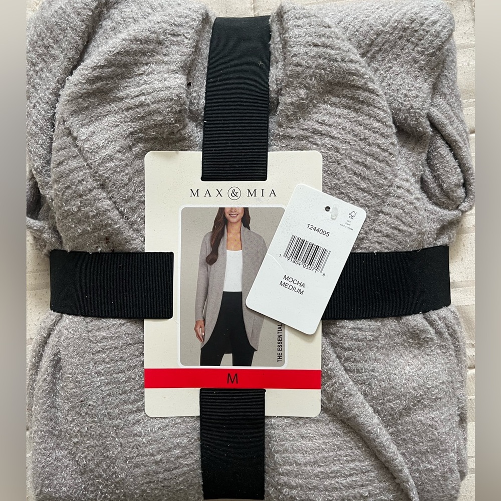 Women’s sweater by Max & Mia